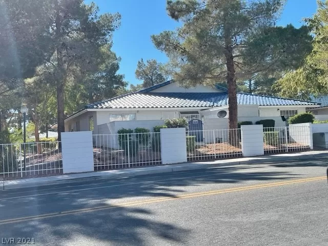 MLS: 2347710 Condo For Sale