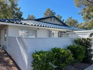 Photo #1: 2347710 Listing