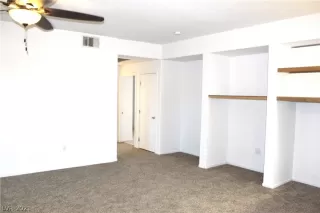 Photo #2: 2347744 Listing