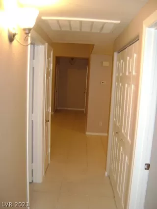 Photo #5: 2347795 Listing 