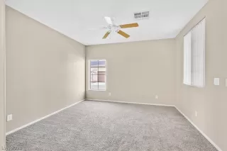 Photo #3: 2347809 Listing