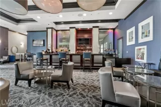 Photo #4: 2347870 Listing