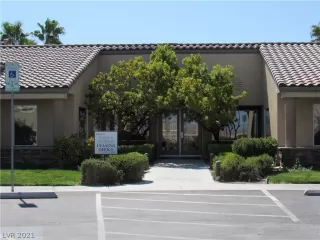 Photo #5: 2347876 Listing