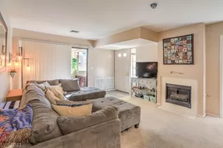 Photo #3: 2347880 Listing 