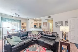 Photo #1: 2347949 Listing 