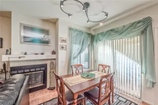 Photo #3: 2347949 Listing 