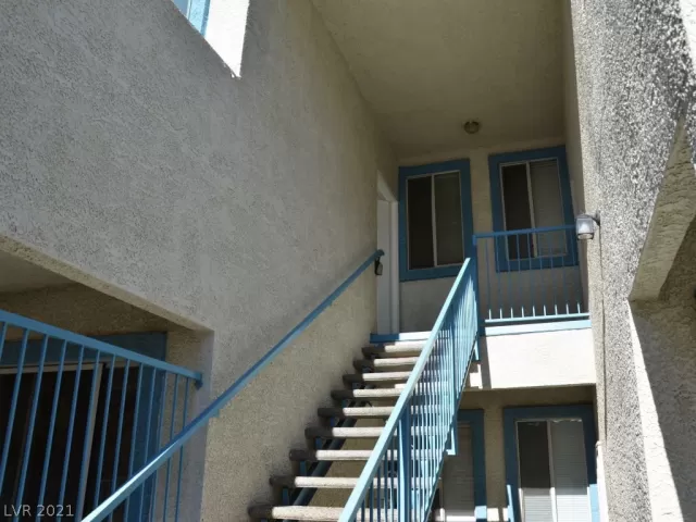 MLS: 2347951 Condo For Sale