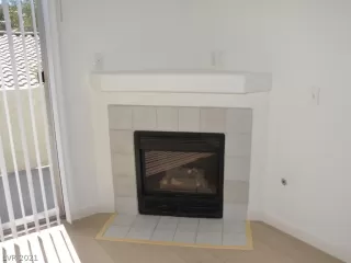 Photo #3: 2347951 Listing