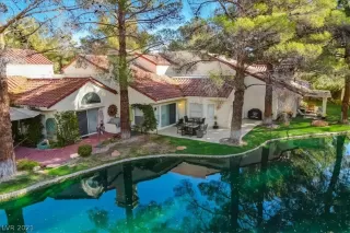 Photo #1: 2347957 Listing