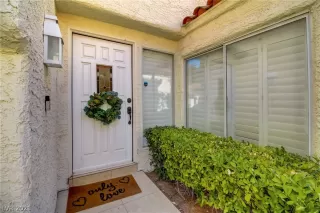 Photo #2: 2347957 Listing