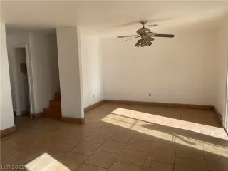 Photo #1: 2347958 Listing