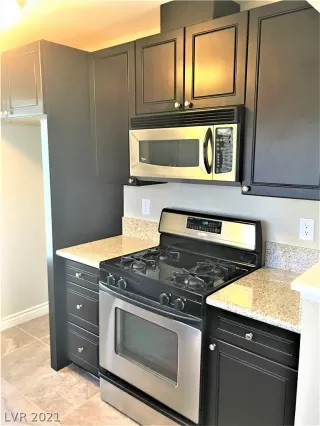 Photo #3: 2347993 Listing 