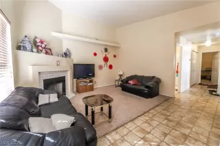 Photo #4: 2348055 Listing 