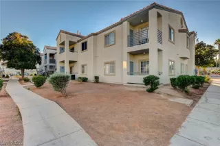 Photo #1: 2348057 Listing