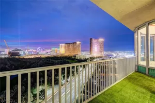 Photo #3: 2348069 Listing