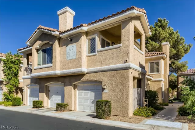 MLS: 2348087 Condo For Sale