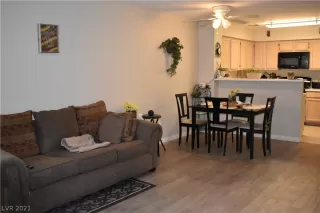 Photo #2: 2348136 Listing