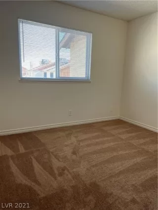 Photo #6: 2348141 Listing 