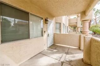 Photo #2: 2348158 Listing