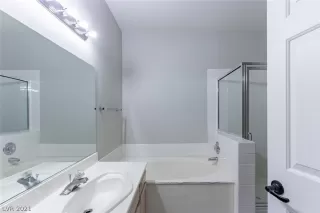 Photo #3: 2348176 Listing 