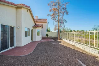 Photo #6: 2348177 Listing 