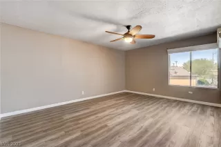 Photo #2: 2348184 Listing 