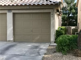 Photo #1: 2348205 Listing 