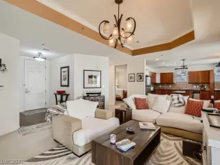 Photo #4: 2348214 Listing 