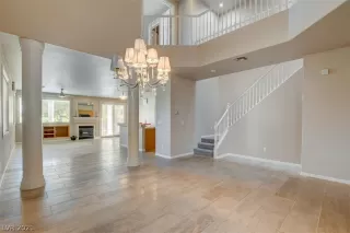 Photo #4: 2348248 Listing 