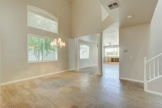 Photo #5: 2348248 Listing 