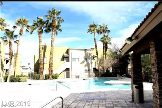 Photo #6: 2348260 Listing 