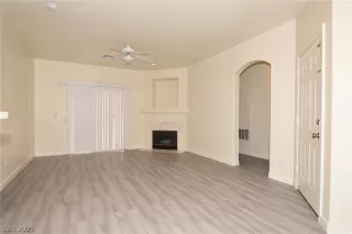 Photo #3: 2348281 Listing 