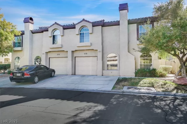 MLS: 2348286 Condo For Sale