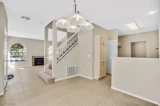 Photo #6: 2348286 Listing 