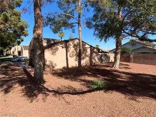 Photo #1: 2348290 Listing