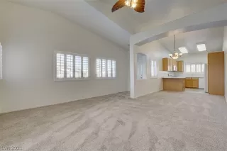 Photo #3: 2348339 Listing 