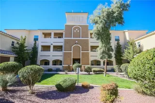 Photo #1: 2348340 Listing