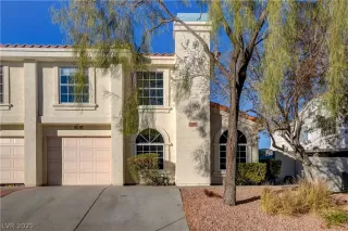 Photo #1: 2348344 Listing 