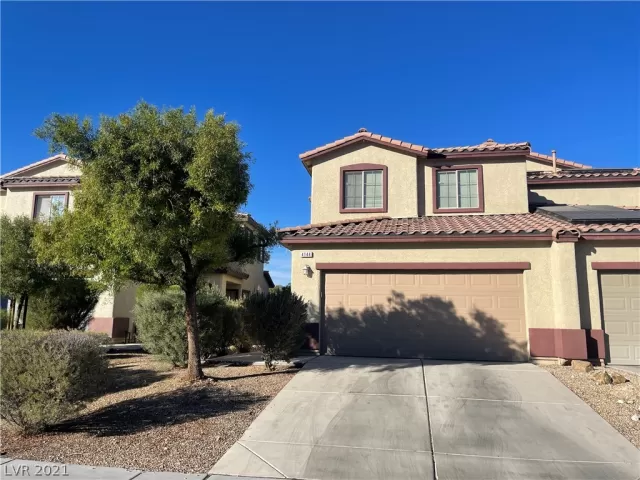 MLS: 2348391 Condo For Sale