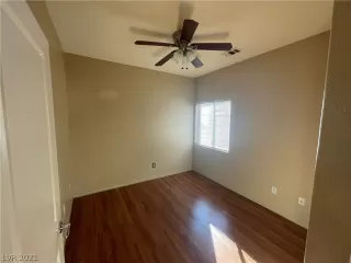 Photo #6: 2348391 Listing 