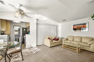 Photo #6: 2348423 Listing 