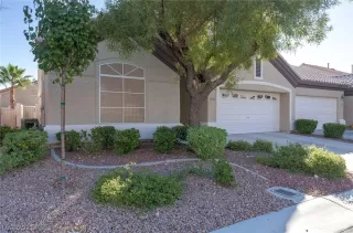 Photo #1: 2348456 Listing