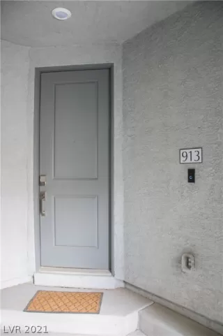 Photo #1: 2348457 Listing