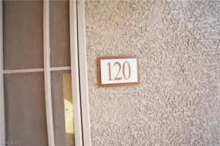 Photo #5: 2348460 Listing 