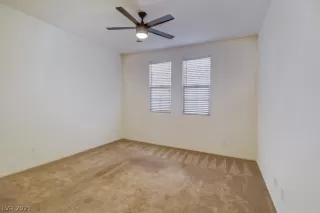 Photo #5: 2348471 Listing