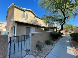 Photo #1: 2348491 Listing 