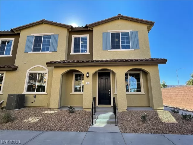 MLS: 2348551 Condo For Sale