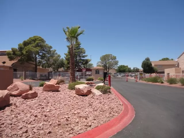 MLS: 2348554 Condo For Sale