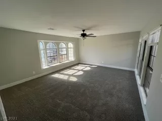 Photo #5: 2348641 Listing