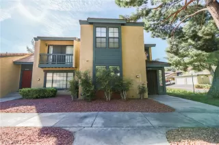 Photo #4: 2348652 Listing 